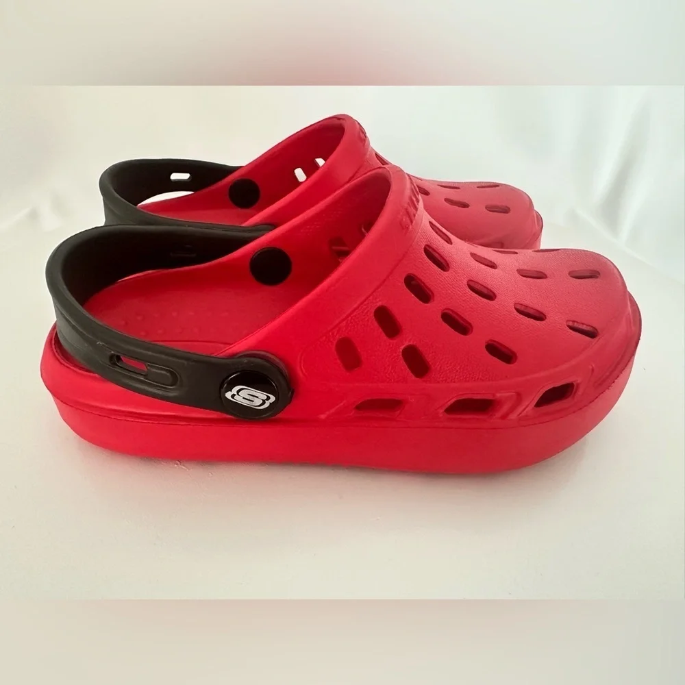 Skechers Kids Red Clog Sandals Size 13 Slip-On Comfort Shoes (SH104)
